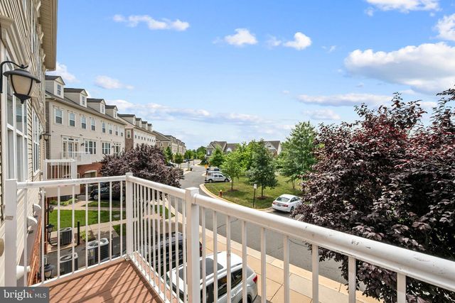 42572 WILDLY TER, Ashburn, VA 20148