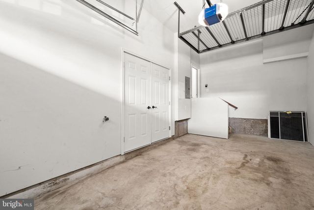 42572 WILDLY TER, Ashburn, VA 20148