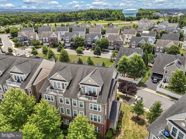 42572 WILDLY TER, Ashburn, VA 20148