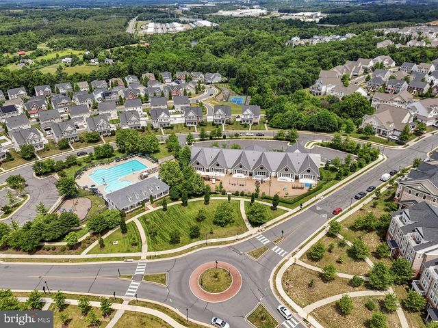 42572 WILDLY TER, Ashburn, VA 20148