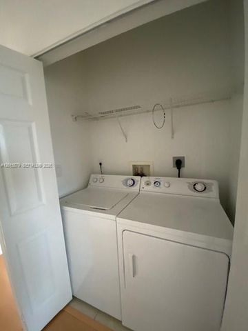 3350 NE 13th Cir Dr 201-21, Homestead, FL 33033