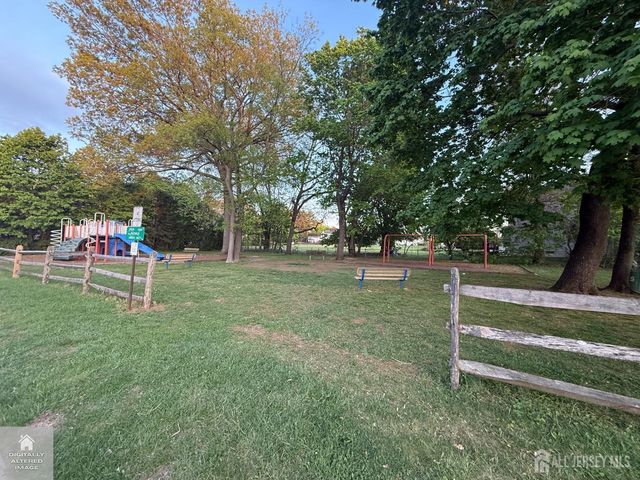 23 Scotto Place, South Brunswick, NJ 08810