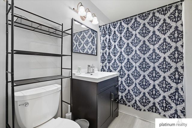 6320 Pratt Street, Omaha, NE 68104