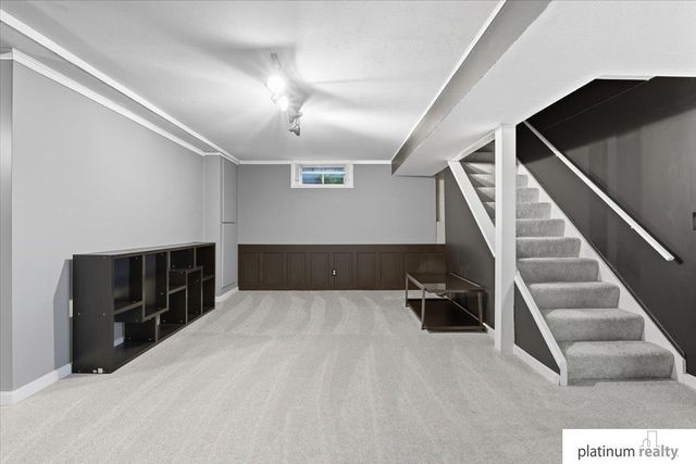 6320 Pratt Street, Omaha, NE 68104