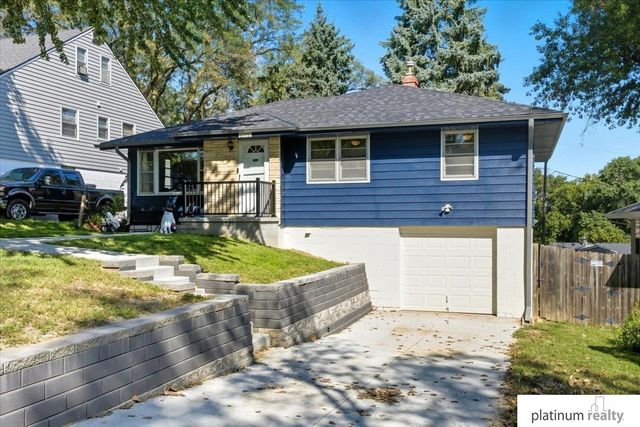 6320 Pratt Street, Omaha, NE 68104