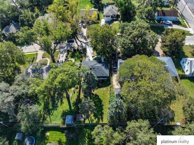 6320 Pratt Street, Omaha, NE 68104