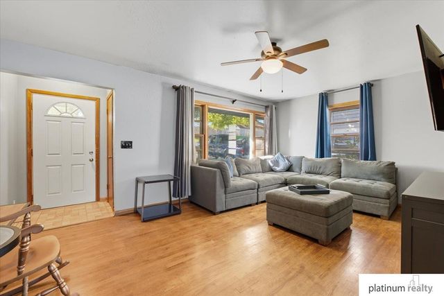 6320 Pratt Street, Omaha, NE 68104