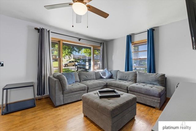 6320 Pratt Street, Omaha, NE 68104