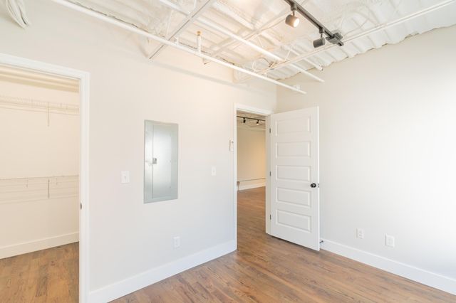 614 E Main St # 205, Chattanooga, TN 37408