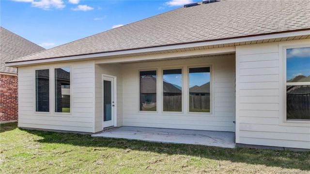 4689 E Ridge Road, Lake Charles, LA 70607