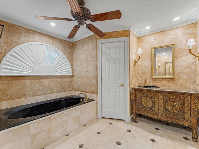 6626 CRESCENT LAKE DRIVE, Lakeland, FL 33813