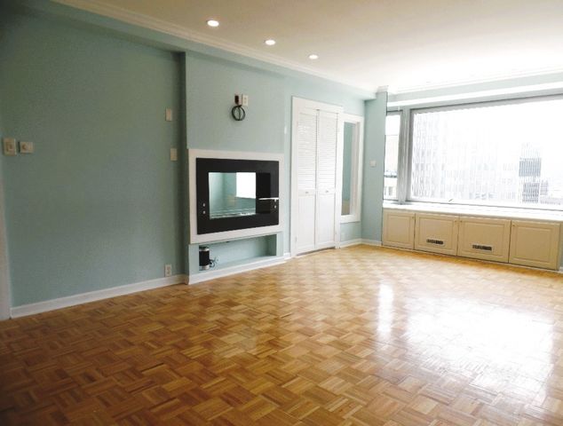 320 Ft. Duquesne Blvd. 24M, Downtown Pgh, PA 15222