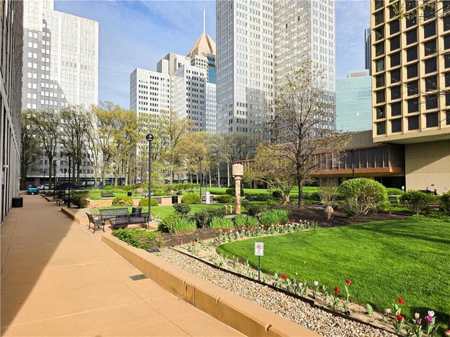 320 Ft. Duquesne Blvd. 24M, Downtown Pgh, PA 15222