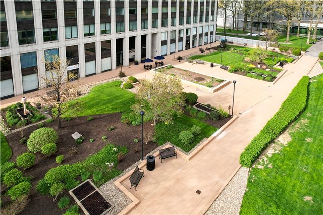 320 Ft. Duquesne Blvd. 24M, Downtown Pgh, PA 15222