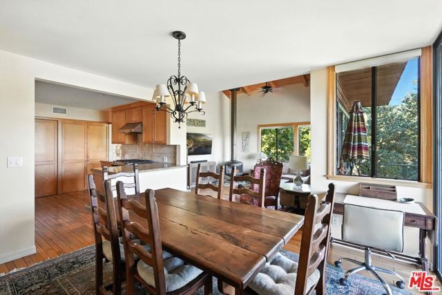 730 Basin Drive, Topanga (los Angeles), CA 90290