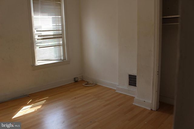 709 BERKLEY ST, Camden, NJ 08103