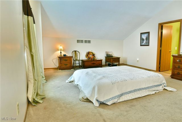 3339 Eagles Loft, Cortland, OH 44410