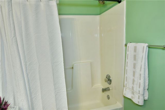 3339 Eagles Loft, Cortland, OH 44410