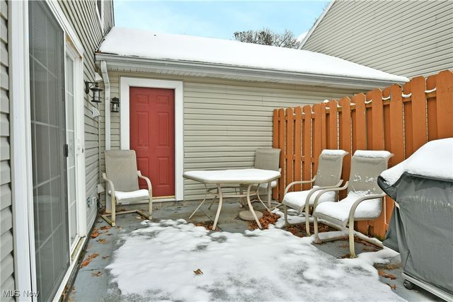 3339 Eagles Loft, Cortland, OH 44410