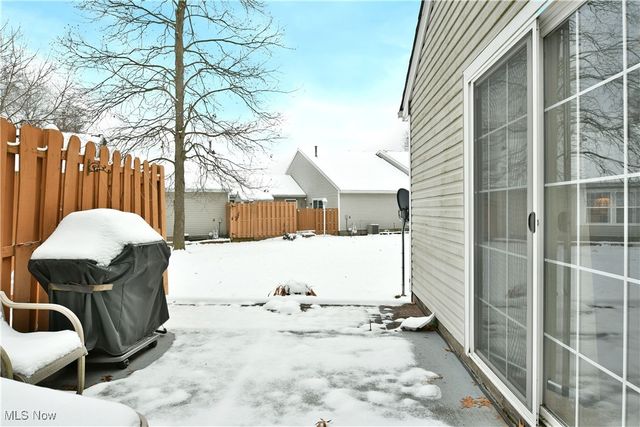 3339 Eagles Loft, Cortland, OH 44410