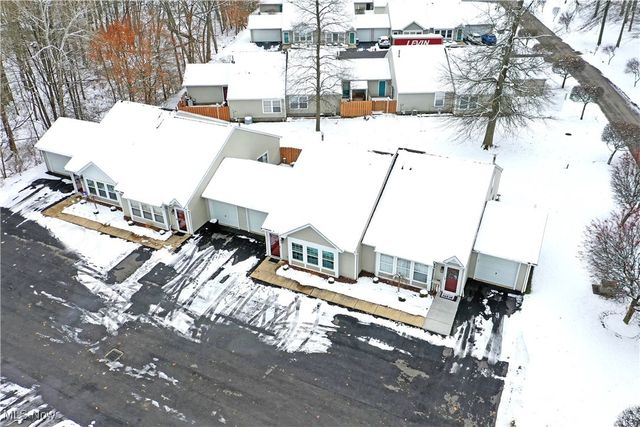 3339 Eagles Loft, Cortland, OH 44410