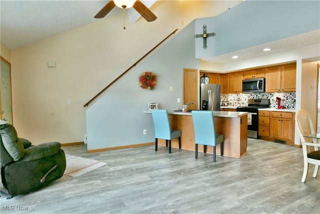 3339 Eagles Loft, Cortland, OH 44410