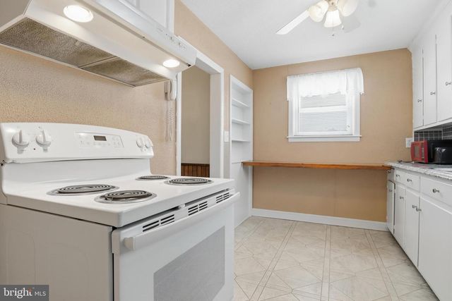 339 FREDRICK CT, York, PA 17403