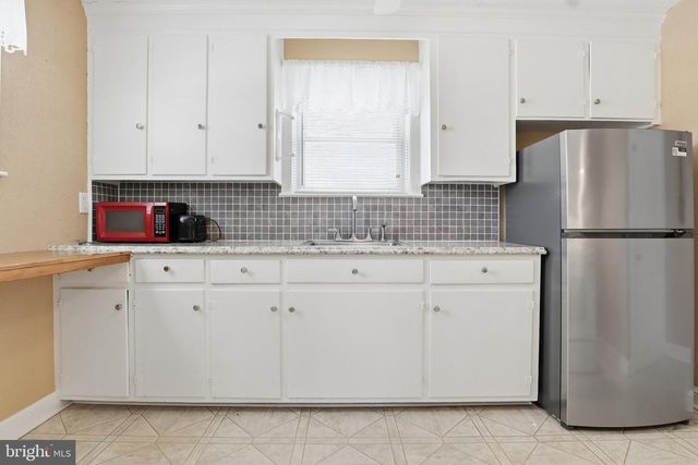 339 FREDRICK CT, York, PA 17403