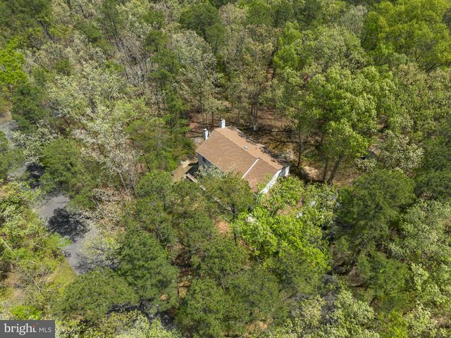 1 DICKSON DR, Medford, NJ 08055
