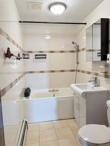 31-12 Union Street 6A, Flushing, NY 11354