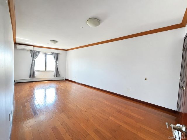 31-12 Union Street 6A, Flushing, NY 11354