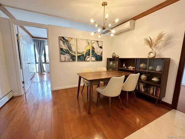 31-12 Union Street 6A, Flushing, NY 11354