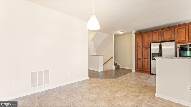 4427-B BEECHSTONE LN, Fairfax, VA 22033