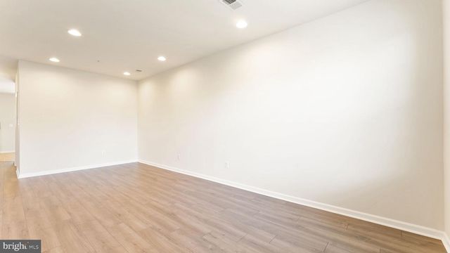 4427-B BEECHSTONE LN, Fairfax, VA 22033