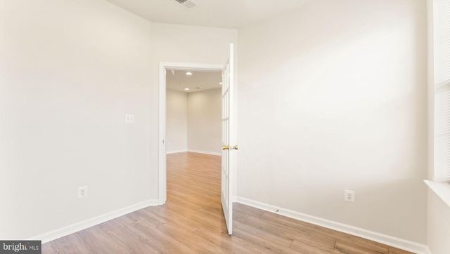 4427-B BEECHSTONE LN, Fairfax, VA 22033