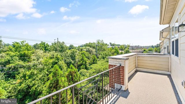 4427-B BEECHSTONE LN, Fairfax, VA 22033