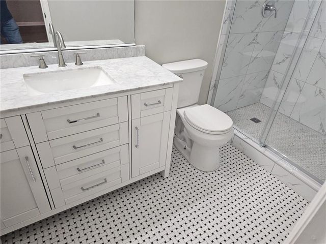 10085 Old Woodland Entry, Johns Creek, GA 30022