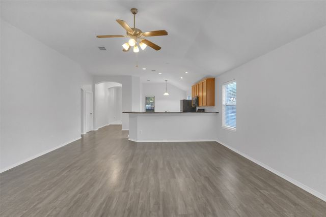 10428 Bradshaw Drive, Fort Worth, TX 76108