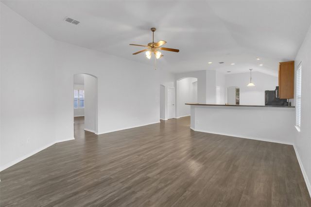 10428 Bradshaw Drive, Fort Worth, TX 76108