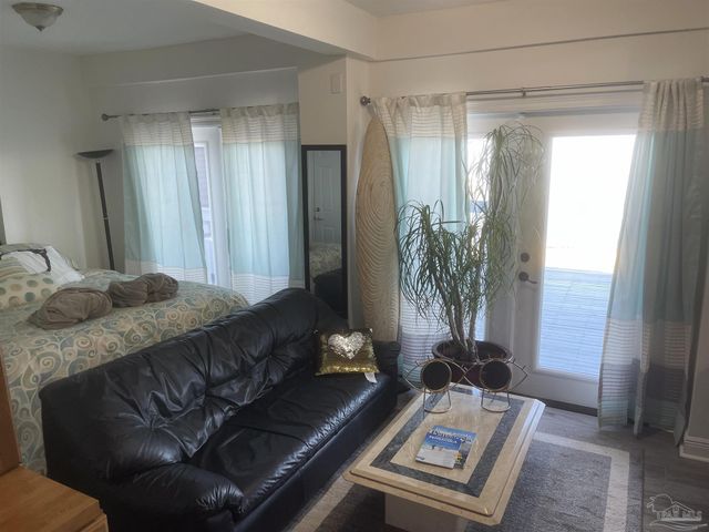 8550 Scenic Hwy F, Pensacola, FL 32514