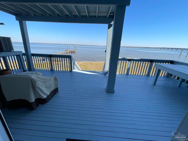 8550 Scenic Hwy F, Pensacola, FL 32514