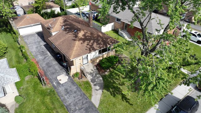 15965 Debbie Lane, South Holland, IL 60473