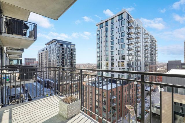 740 Portland Avenue 907, Minneapolis, MN 55415