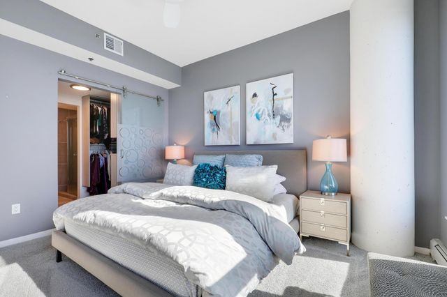 740 Portland Avenue 907, Minneapolis, MN 55415