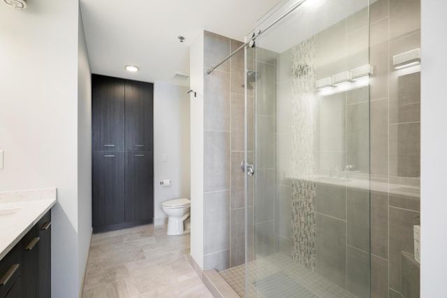 740 Portland Avenue 907, Minneapolis, MN 55415