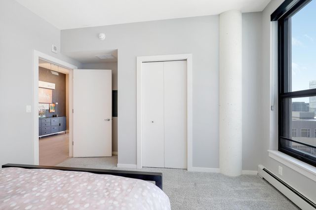 740 Portland Avenue 907, Minneapolis, MN 55415