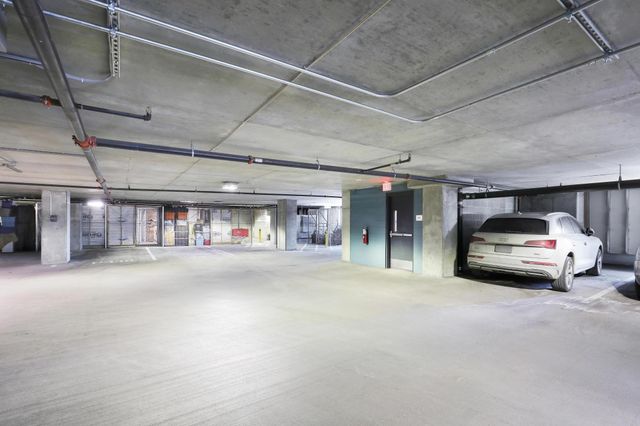 740 Portland Avenue 907, Minneapolis, MN 55415