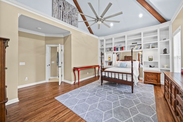 5398 Woods Edge Dr, Lebanon, TN 37090