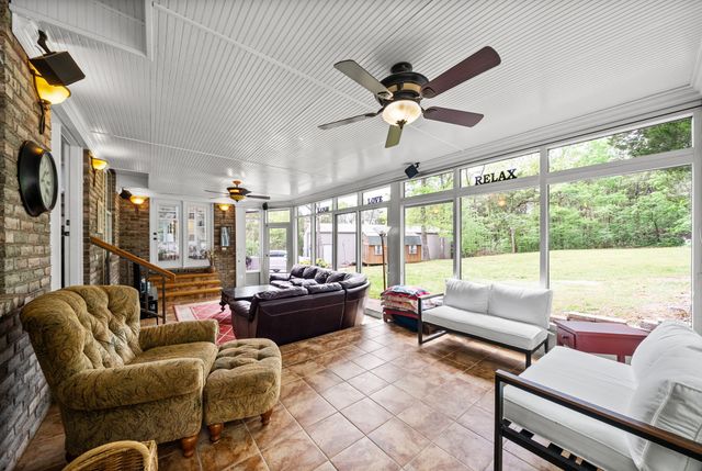 5398 Woods Edge Dr, Lebanon, TN 37090