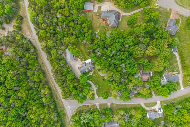 5398 Woods Edge Dr, Lebanon, TN 37090